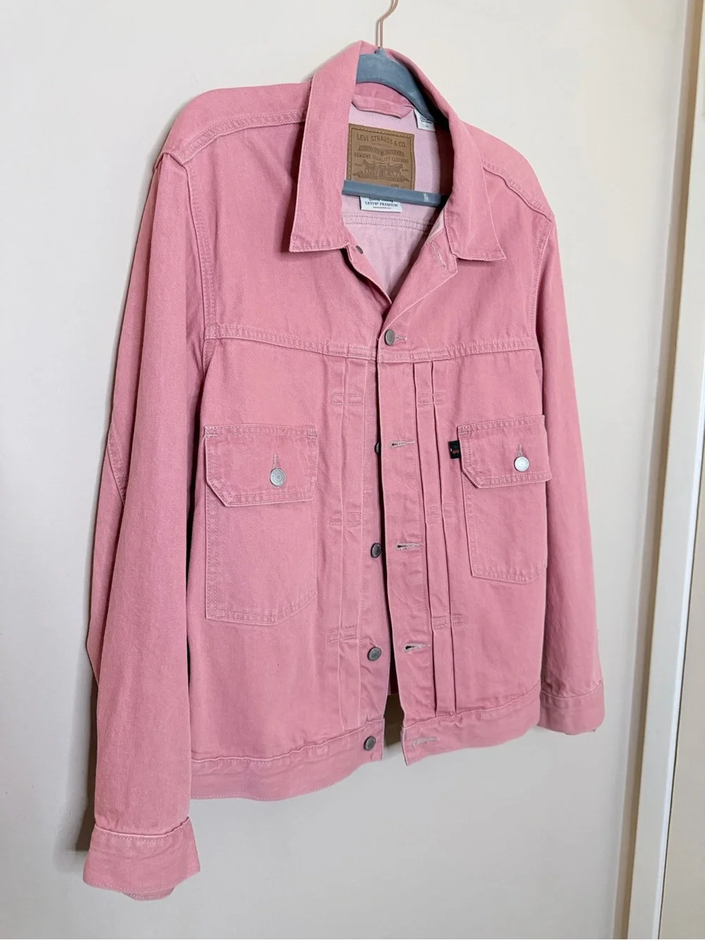 Levis levi two